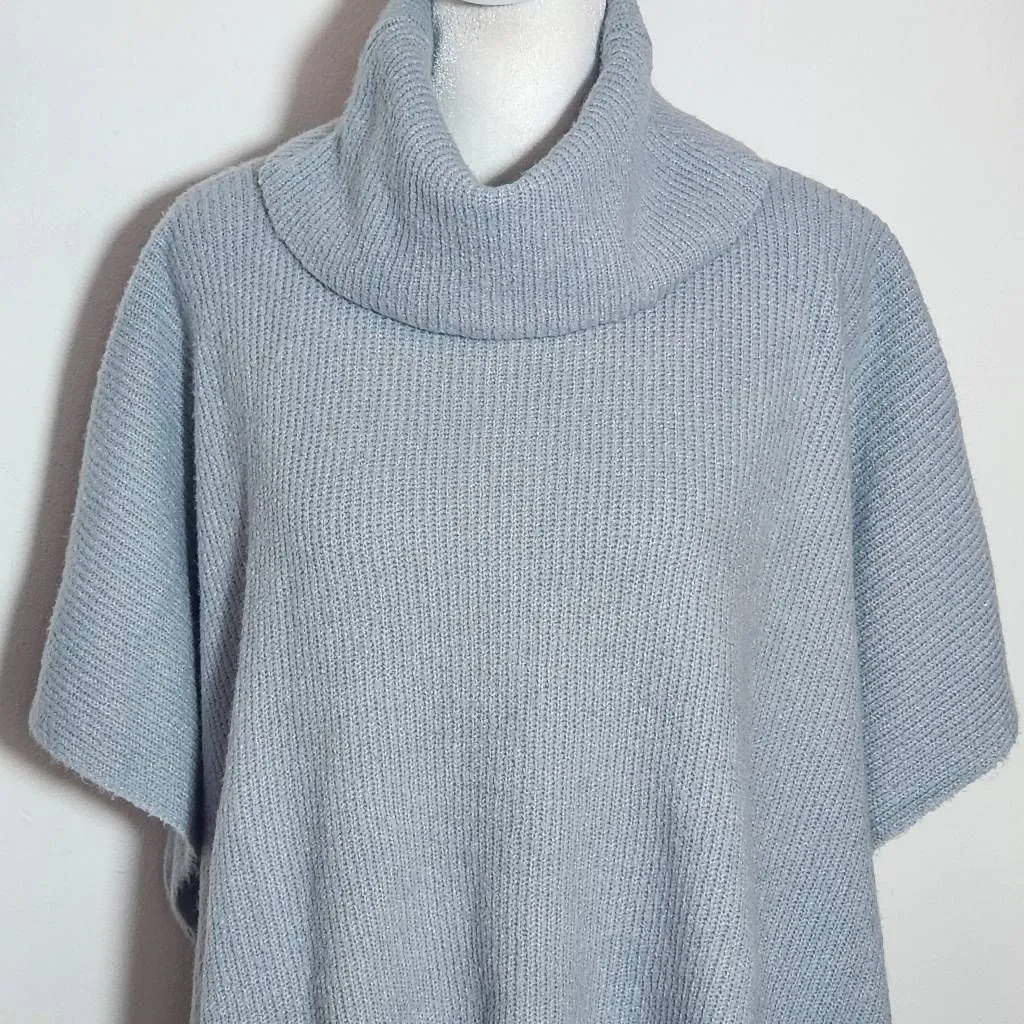 Charlie Paige Gray Turtleneck Poncho Sweater NWT One Size Gray Poncho - Image 3