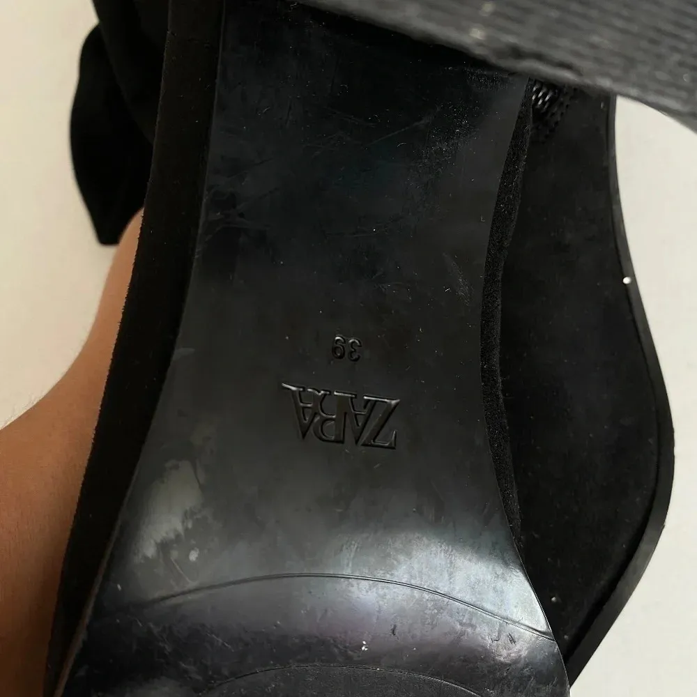 Zara Black Faux Suede Block Heel Square‎ Toe Over The Knee Boots size 39 - Image 6