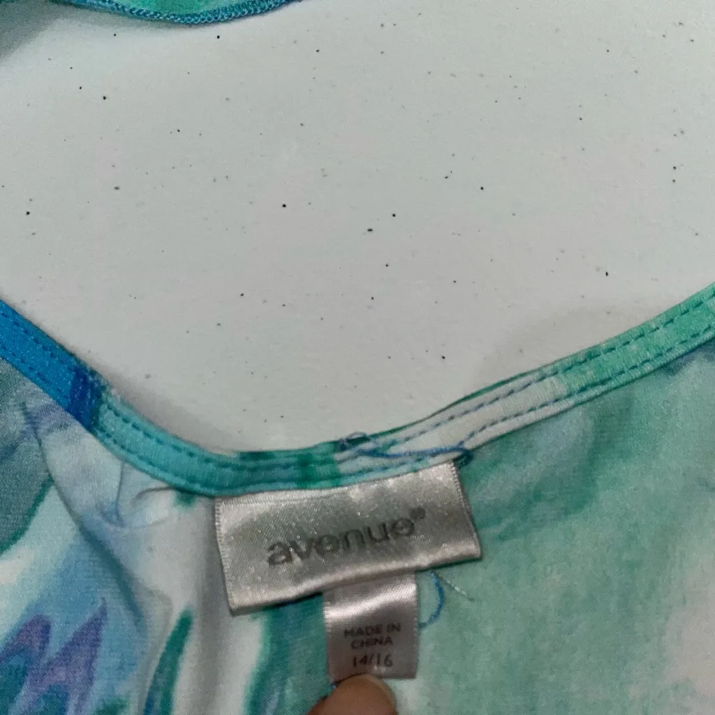 Avenue Boho V Neck Blouse w/Matching Sheer Scarf - Image 8