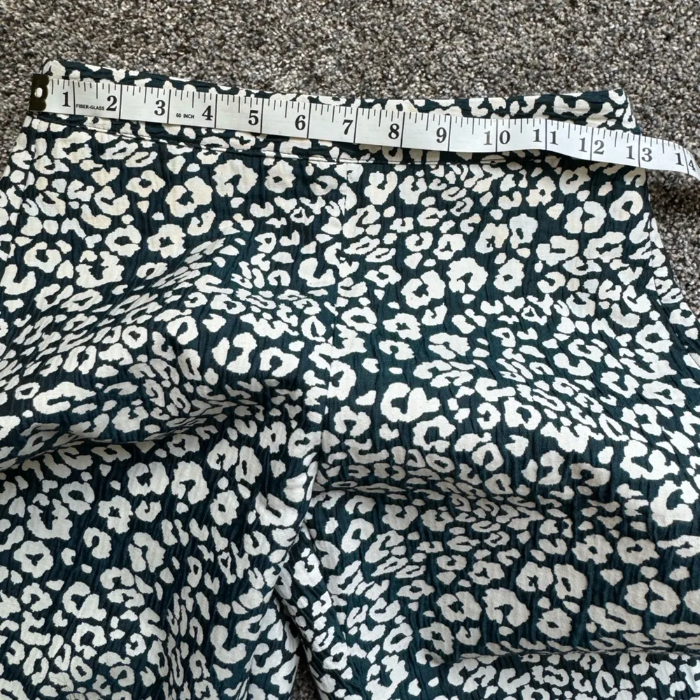 Zara Basic Cheetah animal leopard Print white cream and teal blue - Image 5