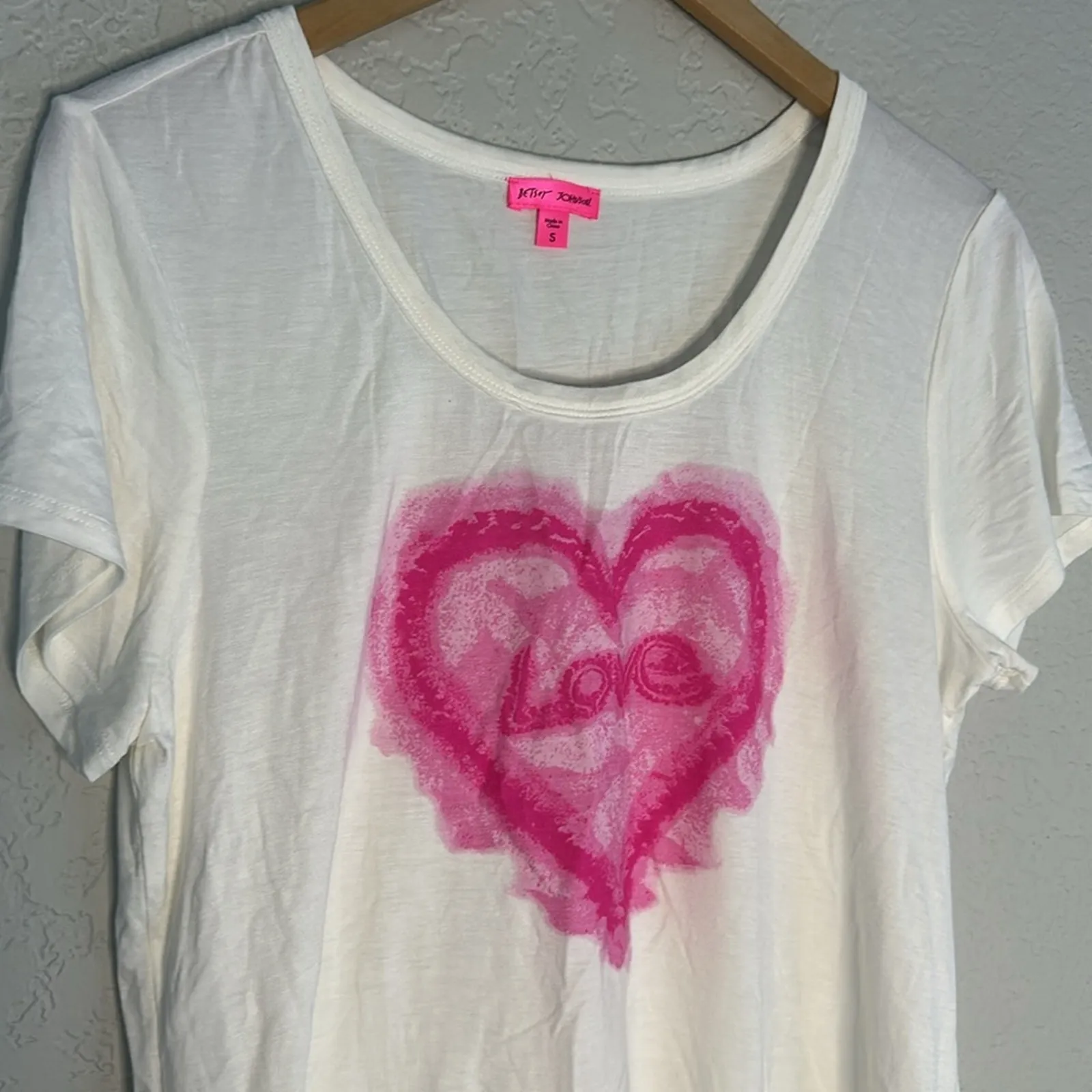Betsey Johnson White Tee Pink Heart Love Graphic Short Sleeve Valentines Day - Image 2