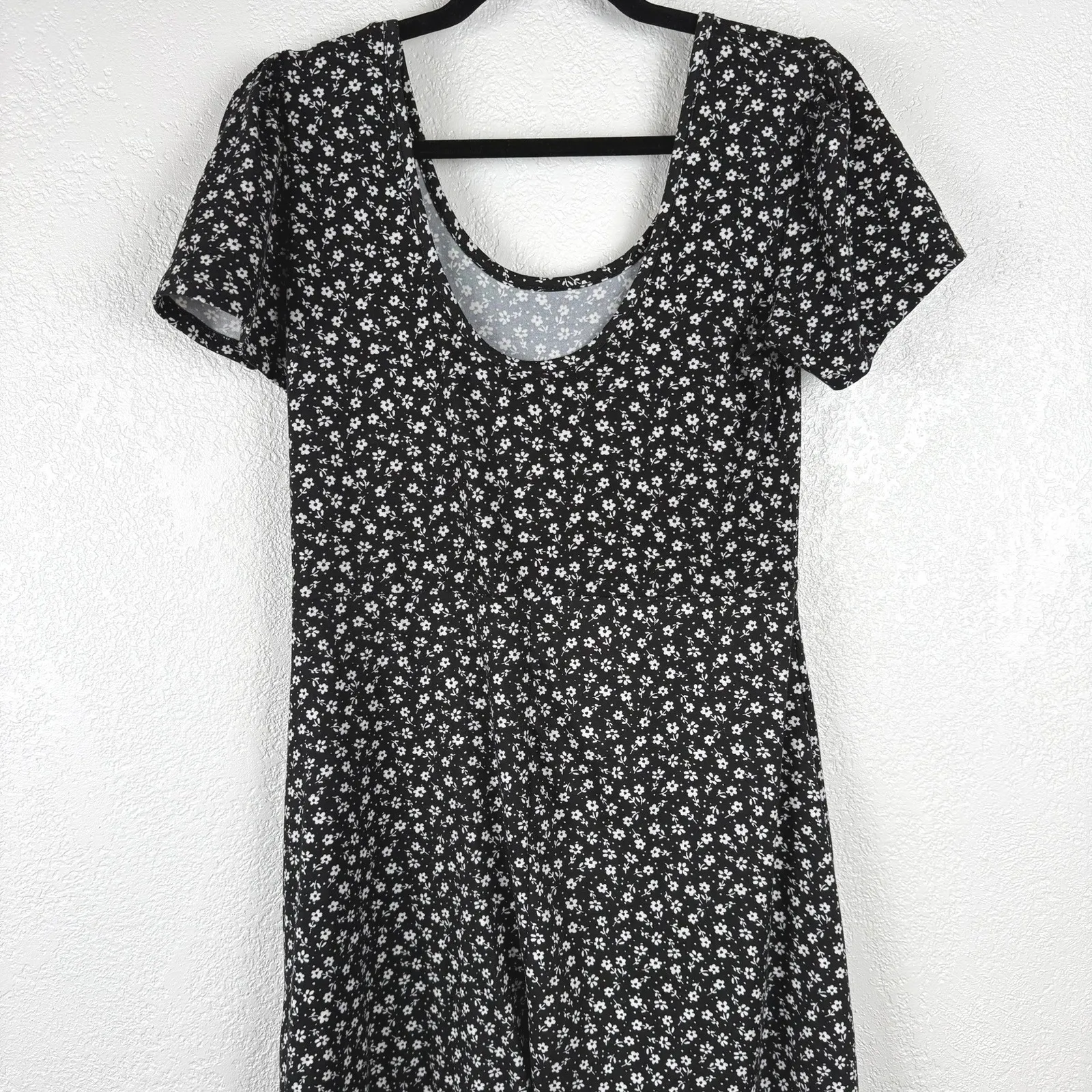 Altered State Black White Floral Short Sleeve Mini Dress Cottagecore - Image 2