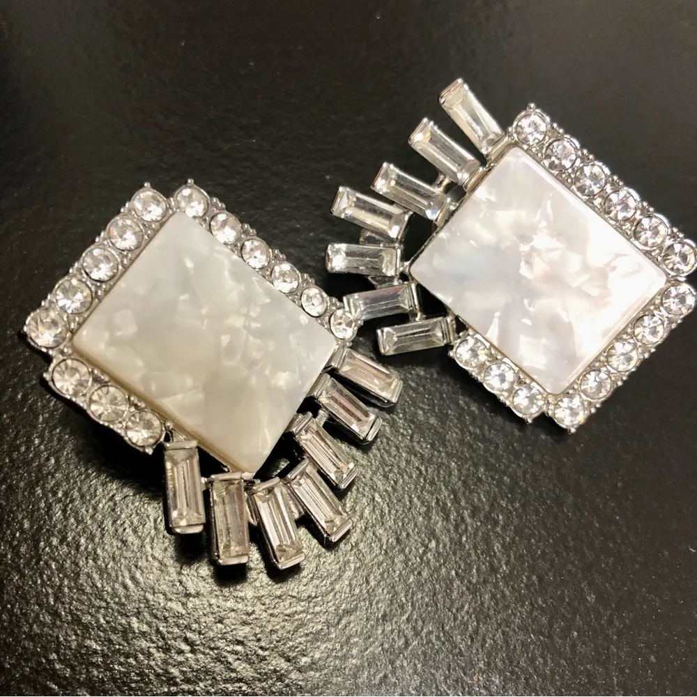 Lele Sadoughi Art Deco Rectangular Stud Earrings Mother Of Pearl Opalescent - Image 7