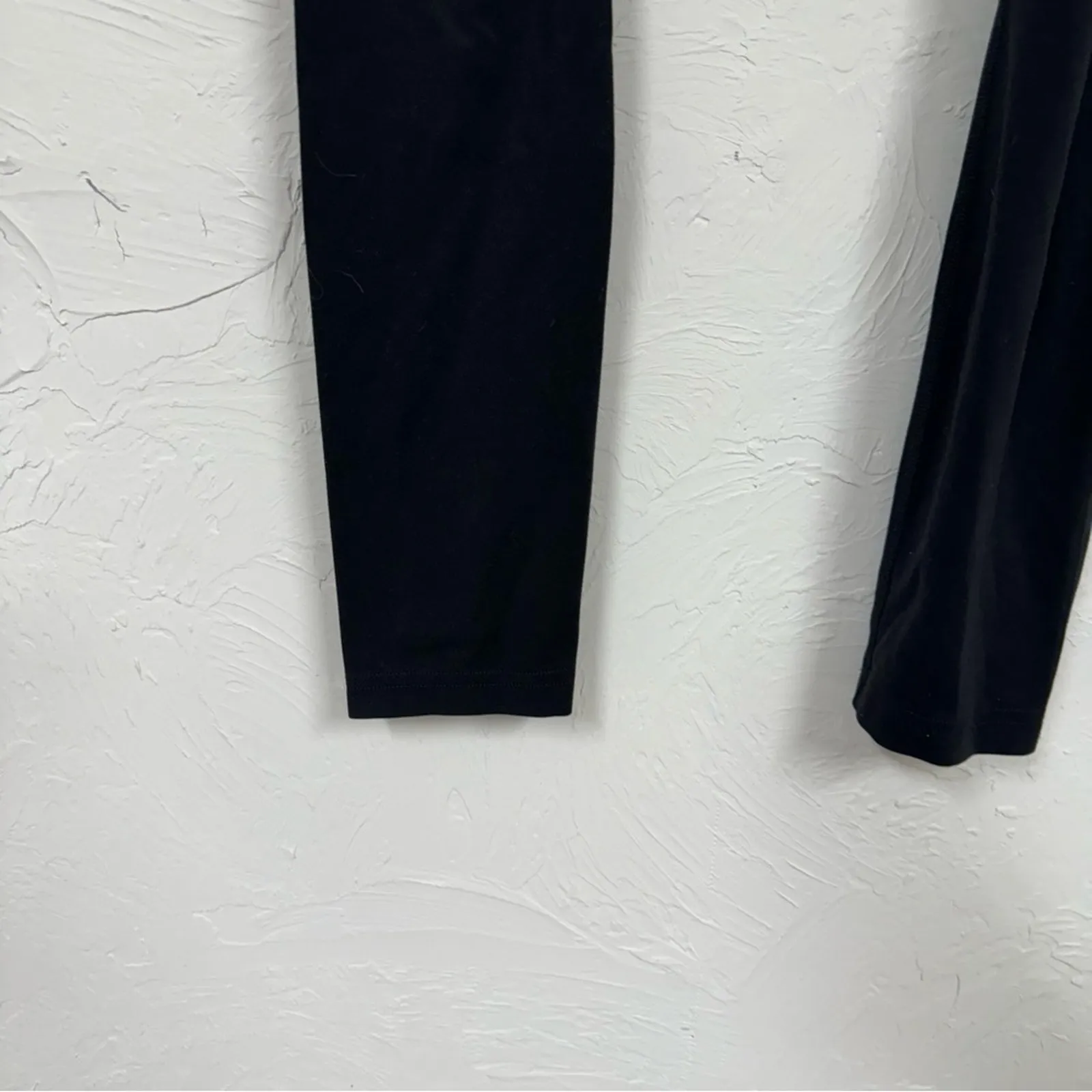 Gymshark Black High Waisted Ankle Length Leggings Yoga Pants Womens S - Image 5