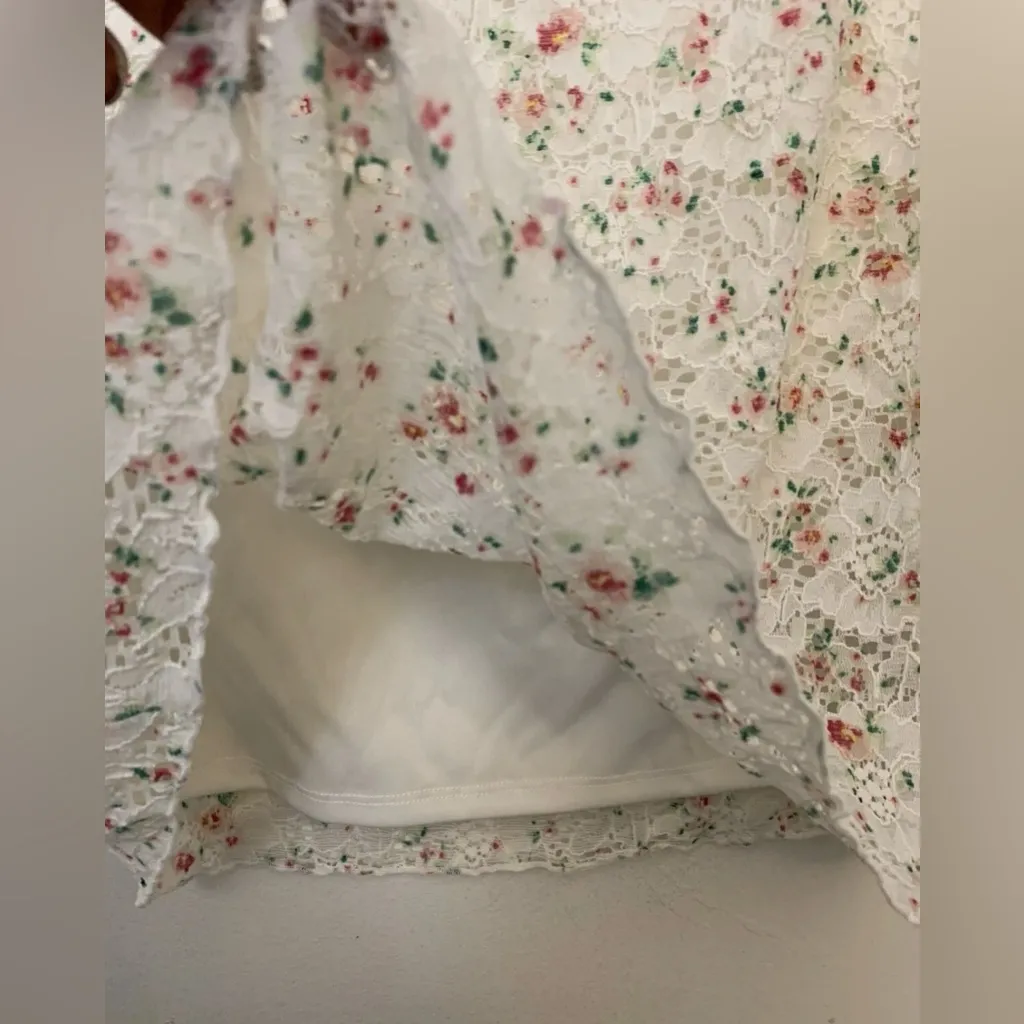 Candie’s Floral Lace Baby Tee Cottagecore Elbow Sleeve Top Large - Image 5