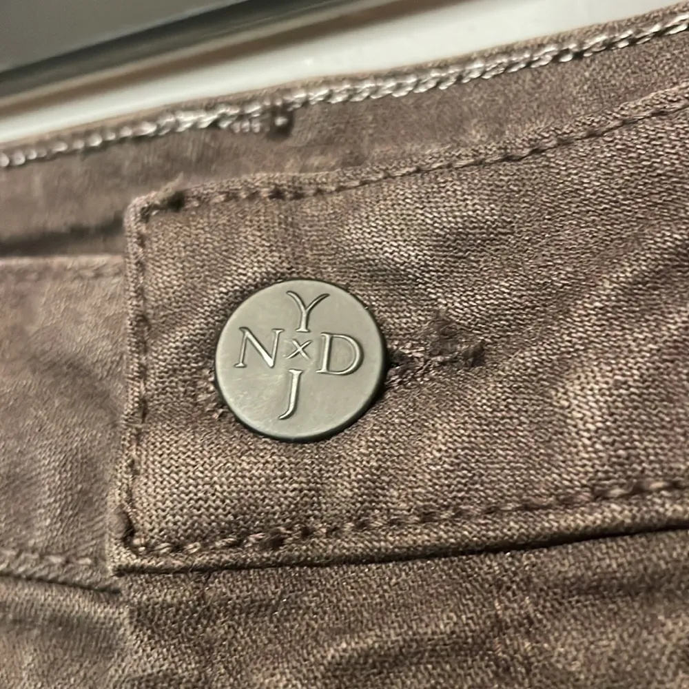 NYDJ- “Billie Mini Bootcut” High Rise Jeans in Coffee Bean Brown- Size 12 - Image 9