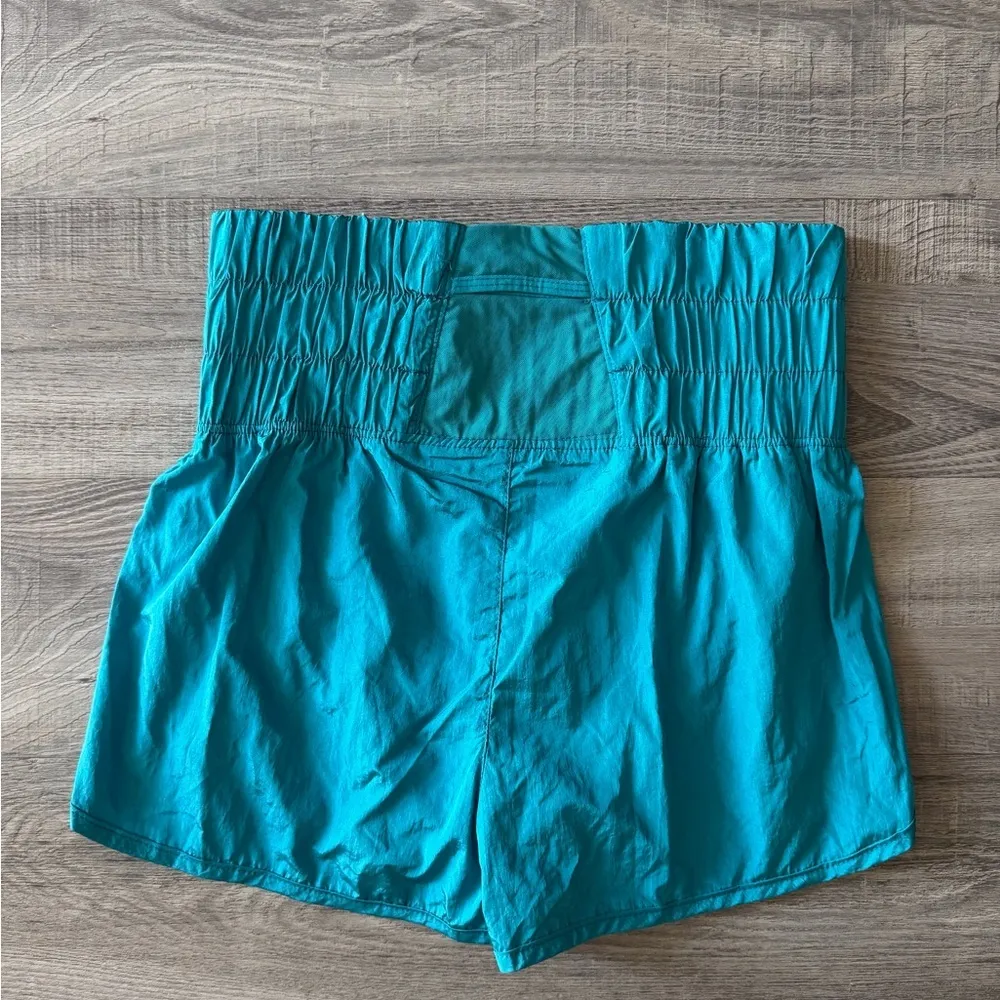 The Way Home Shorts Size Small NWOT - Image 4