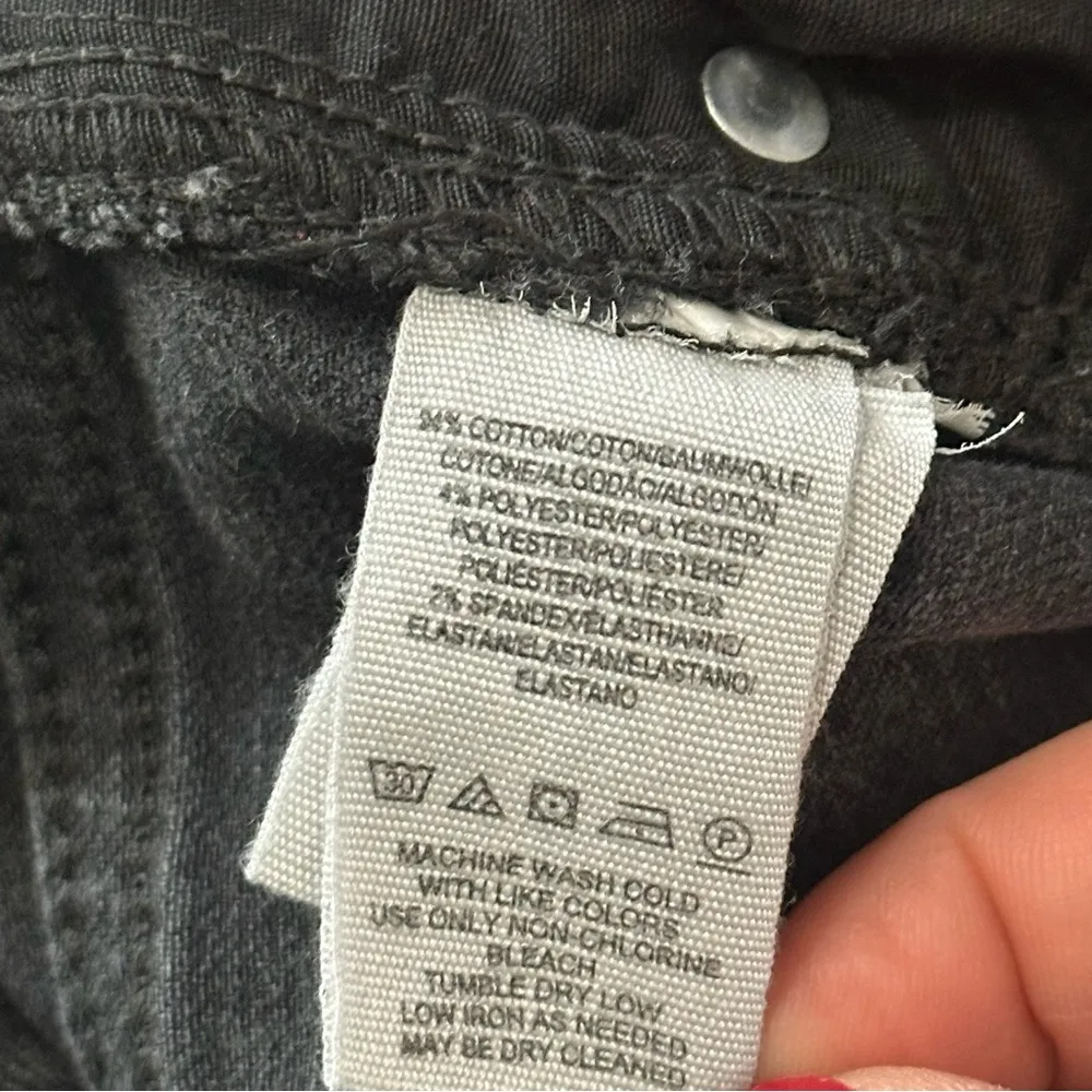 Free People Denim Women’s Size 26 Black Wash Rita Raw Edge Cropped Flare Jeans - Image 7