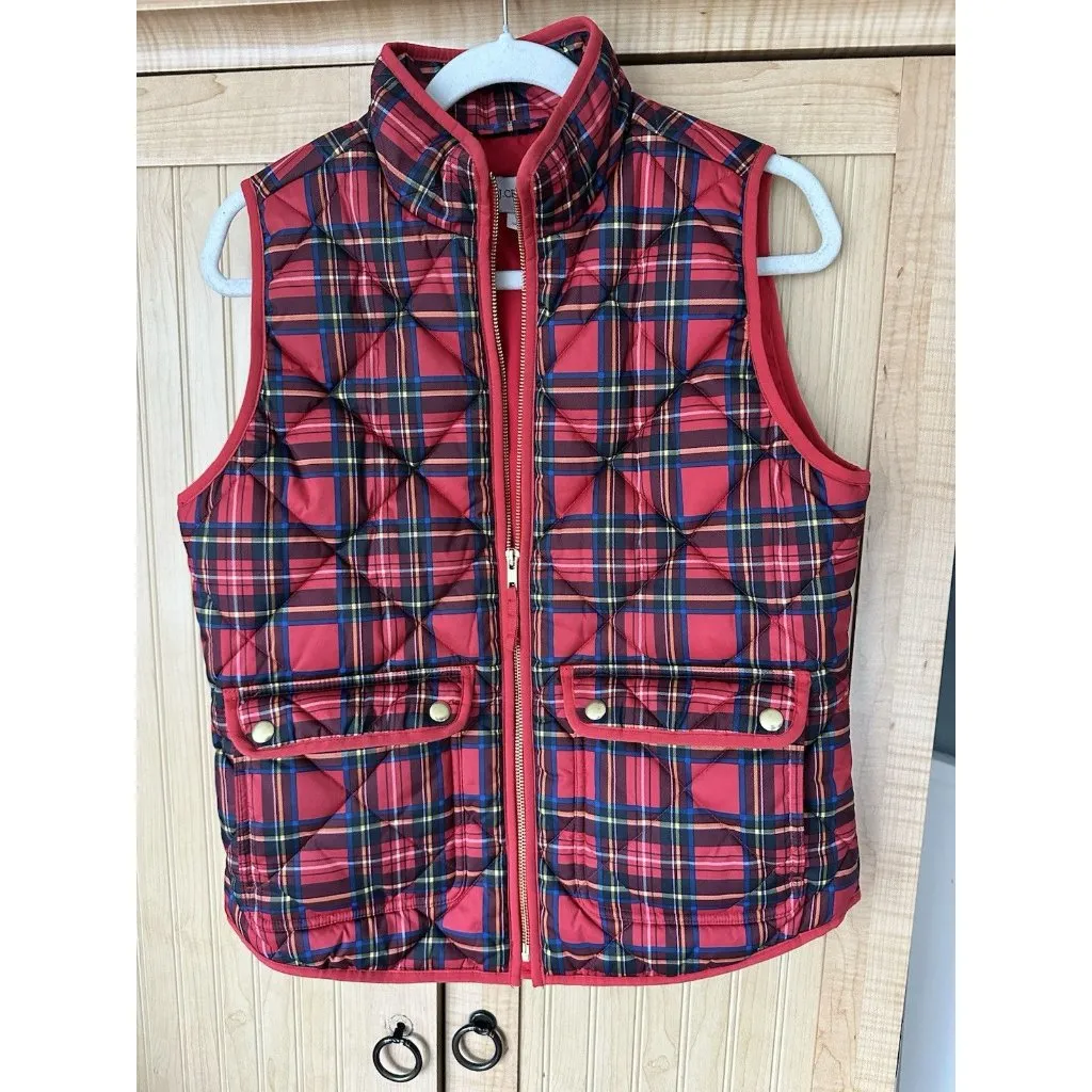 J Crew Size S Preppy Classic Tartan Plaid Puffer Vest w/ Snap Pockets Red - Image 3