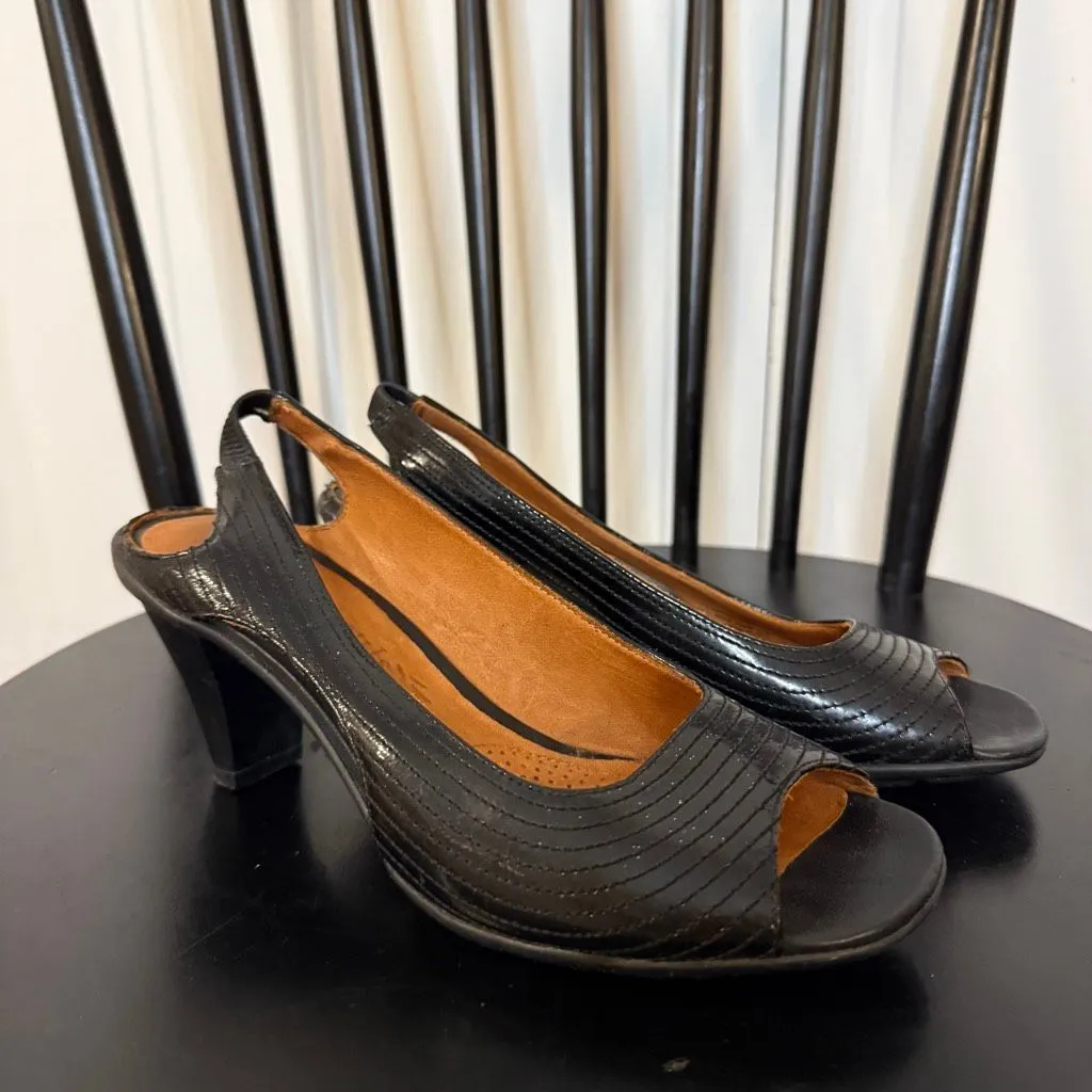 Gentle Souls Kenneth Cole O Me Oh My black leather heeled sandals size 7.5 - Image 7