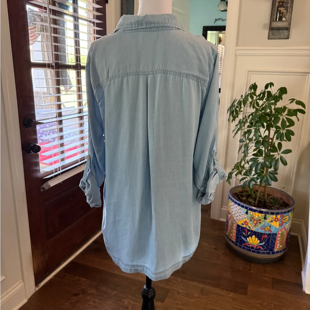 New York & Co Twist Front Light Blue Button - Image 2