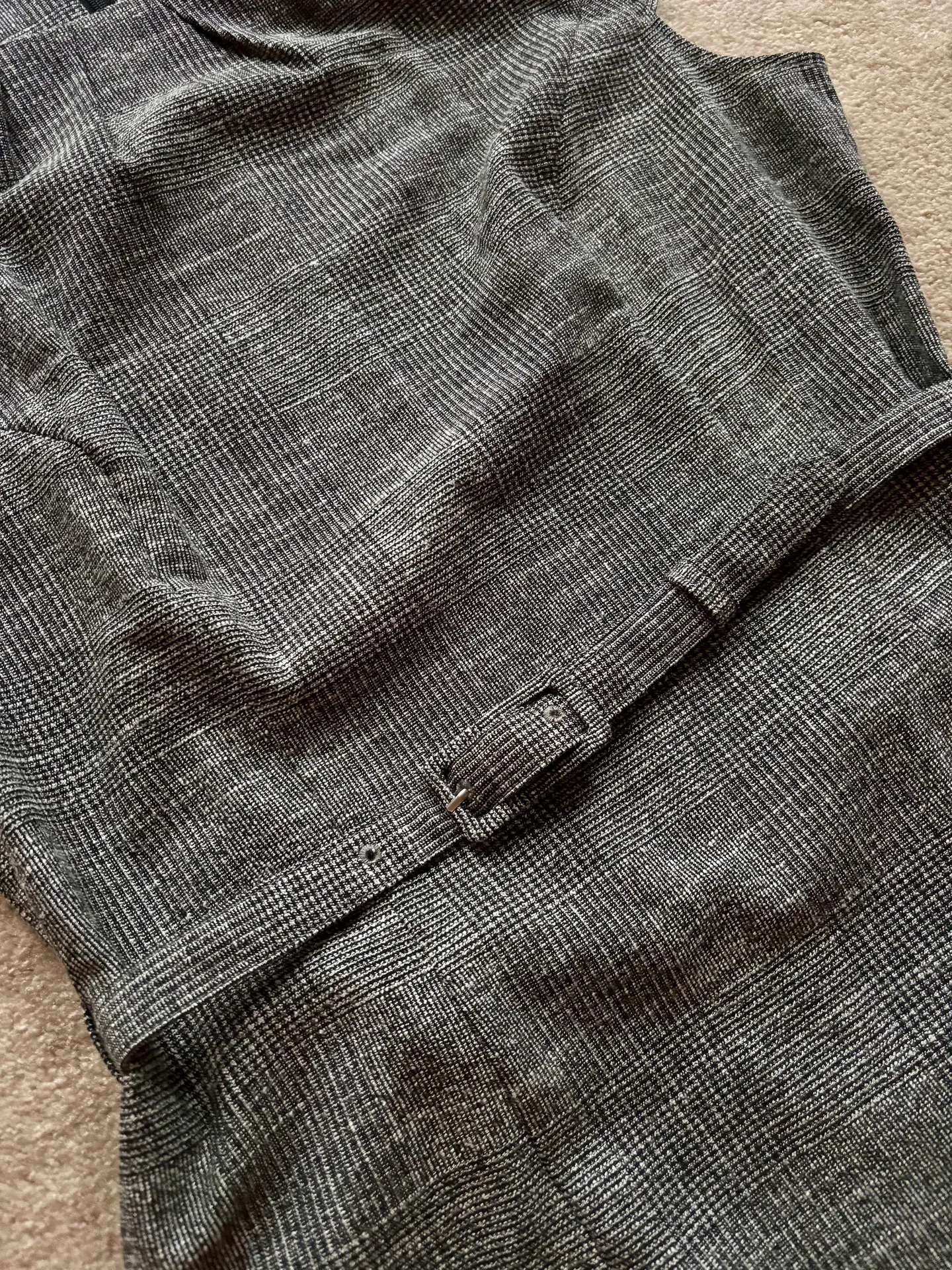 gray work dress with belt. M. NWT - Image 2