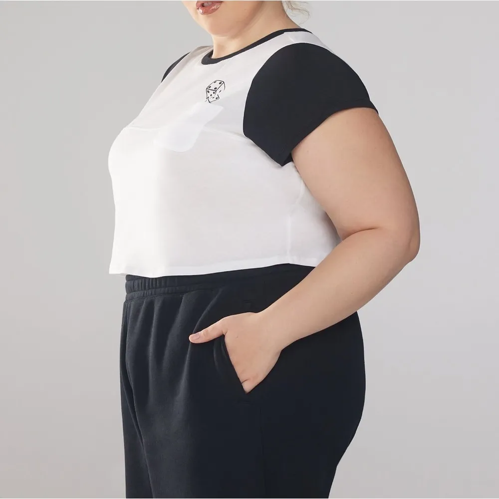 Savage X Fenty Essential Racer Baby Pocket Tee - Image 3