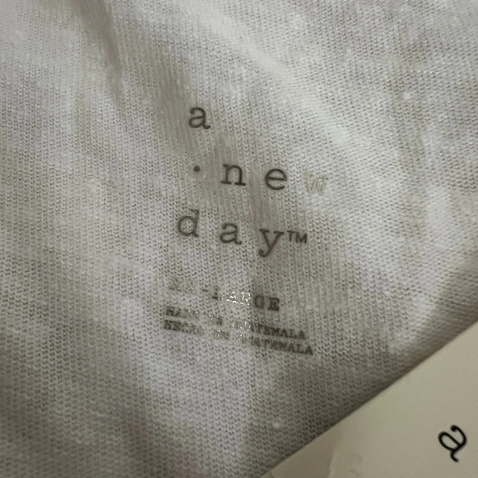 A New Day Women's White Short Sleeve Linen V-Neck T-Shirt - Size XXL- NWT - Image 2