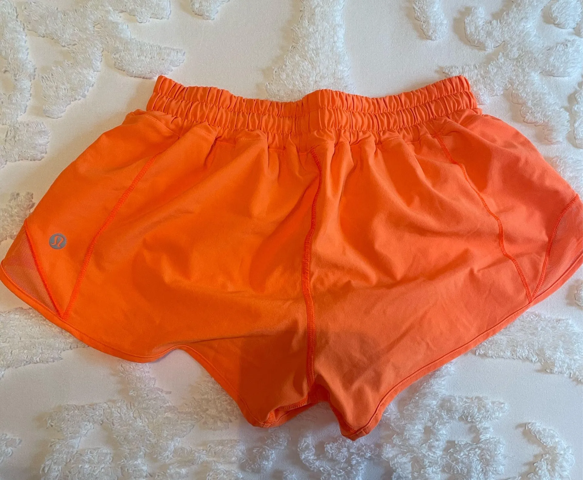 Lululemon Hotty Hot Shorts 2.5" - Image 2