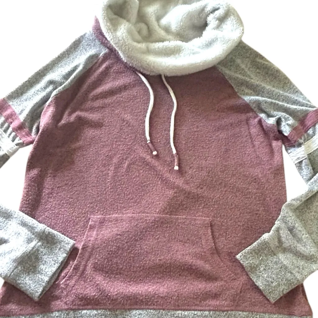 Pullover Hoodie Cowl Neck Kangaroo Pocket‎ Raglan Sleeve Top Purple Size M - Image 3