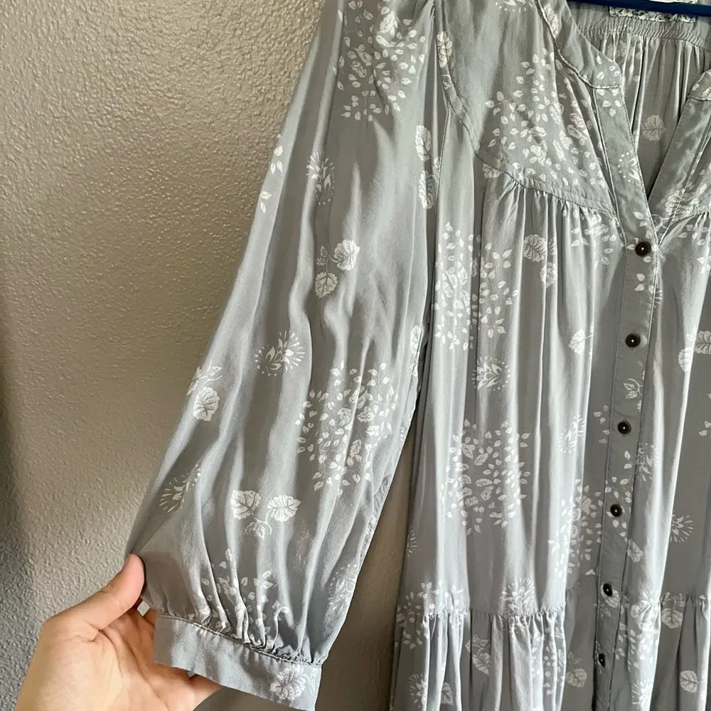 [Anthro Holding Horses] Gray Pavin Tunic- Small - Image 7