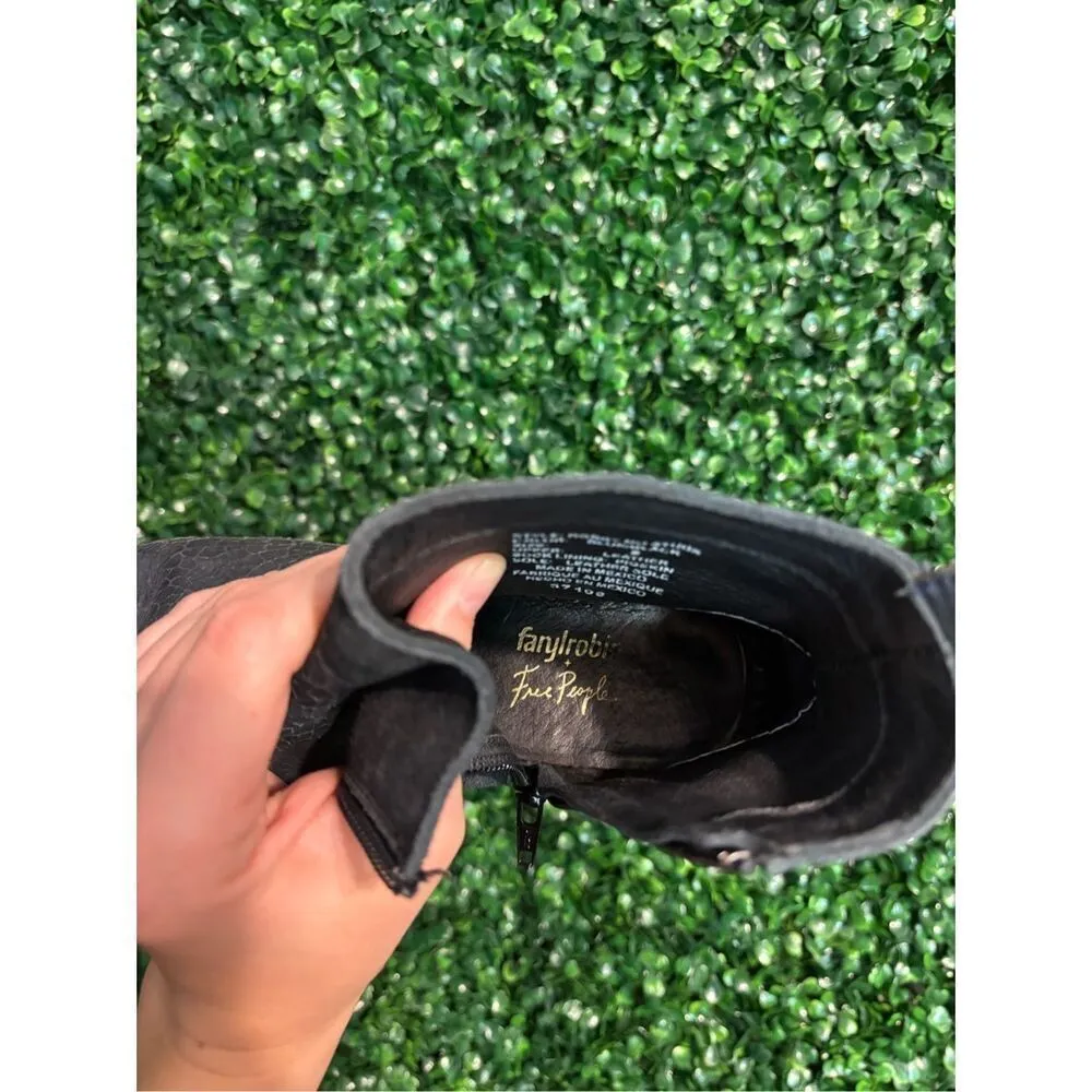 Free People Farylrobin Robby Boot Blue Crackle Leather Suede Mix  - Sz 8 RARE - Image 7