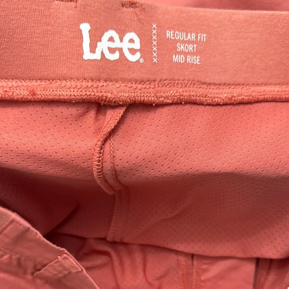 Lee Coral Skort with Pockets Size 14M - Image 6