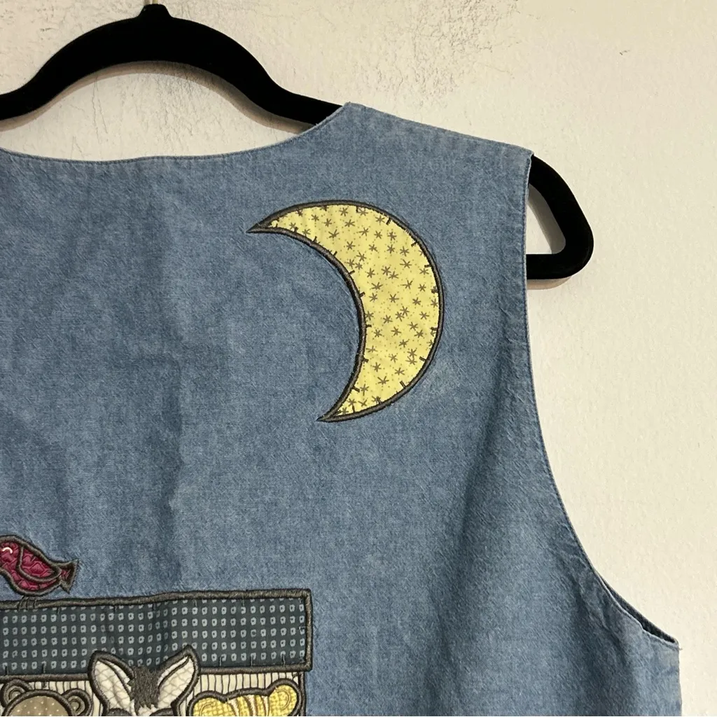 Vintage Animal Arc Embroidered Whale Elephant Giraffe Lion Denim Vest Novelty Blue Size M - Image 9