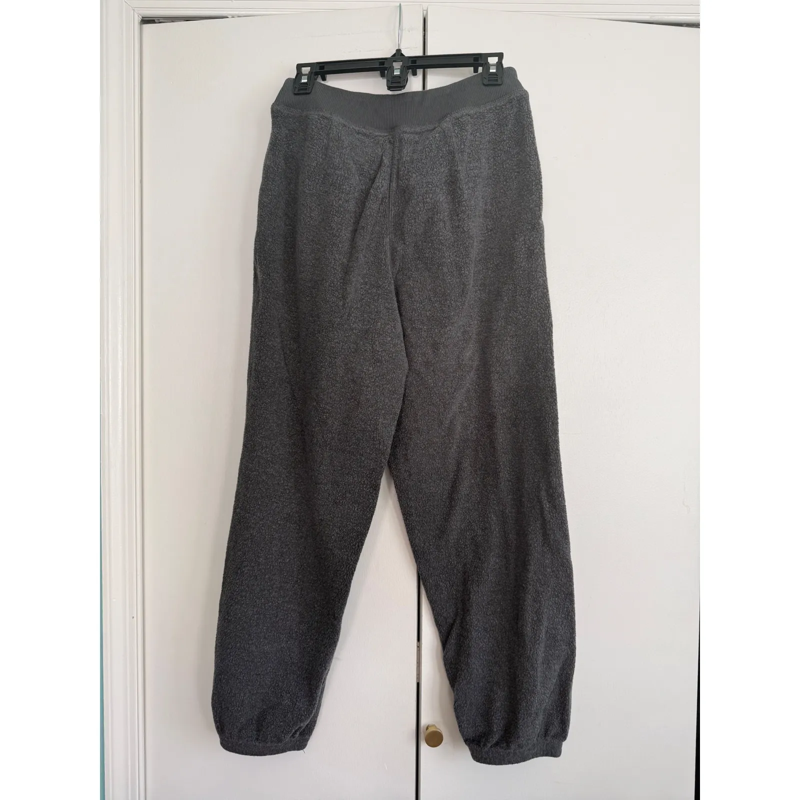 Aerie‎ Gray Sherpa Fleece Joggers Size M | Cozycore | Cabincore | Winter Sweats - Image 3