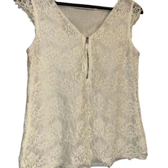 The Limited Elegant Cream Lace Top - Image 4