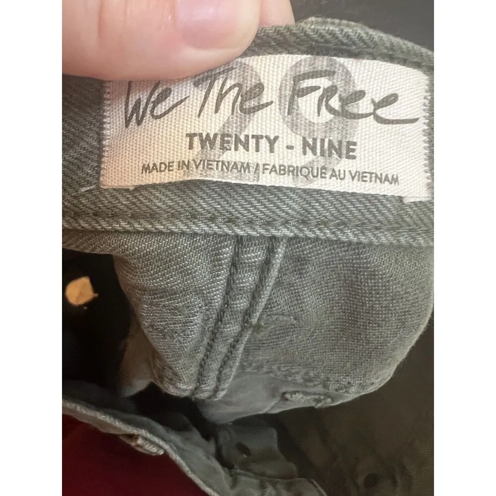 NWT WE THE FREE FREE PEOPLE GREEN SHORTS SIZE 29 (L6) - Image 3