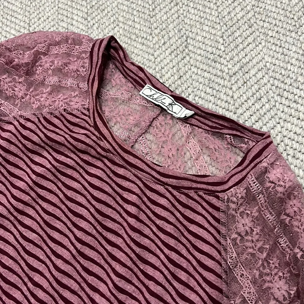 Chloe K lace sleeve shirt - Image 2