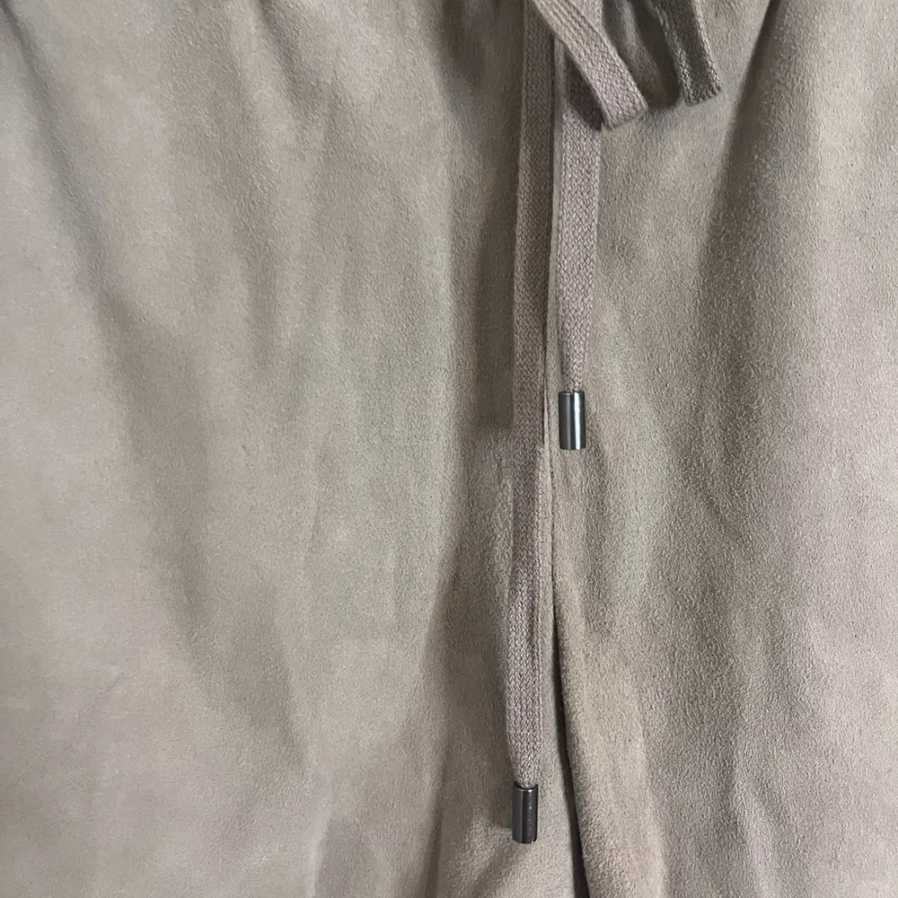 NWT Vince Leather Boxer Drawstring Shorts Suede Concrete Small - Image 13