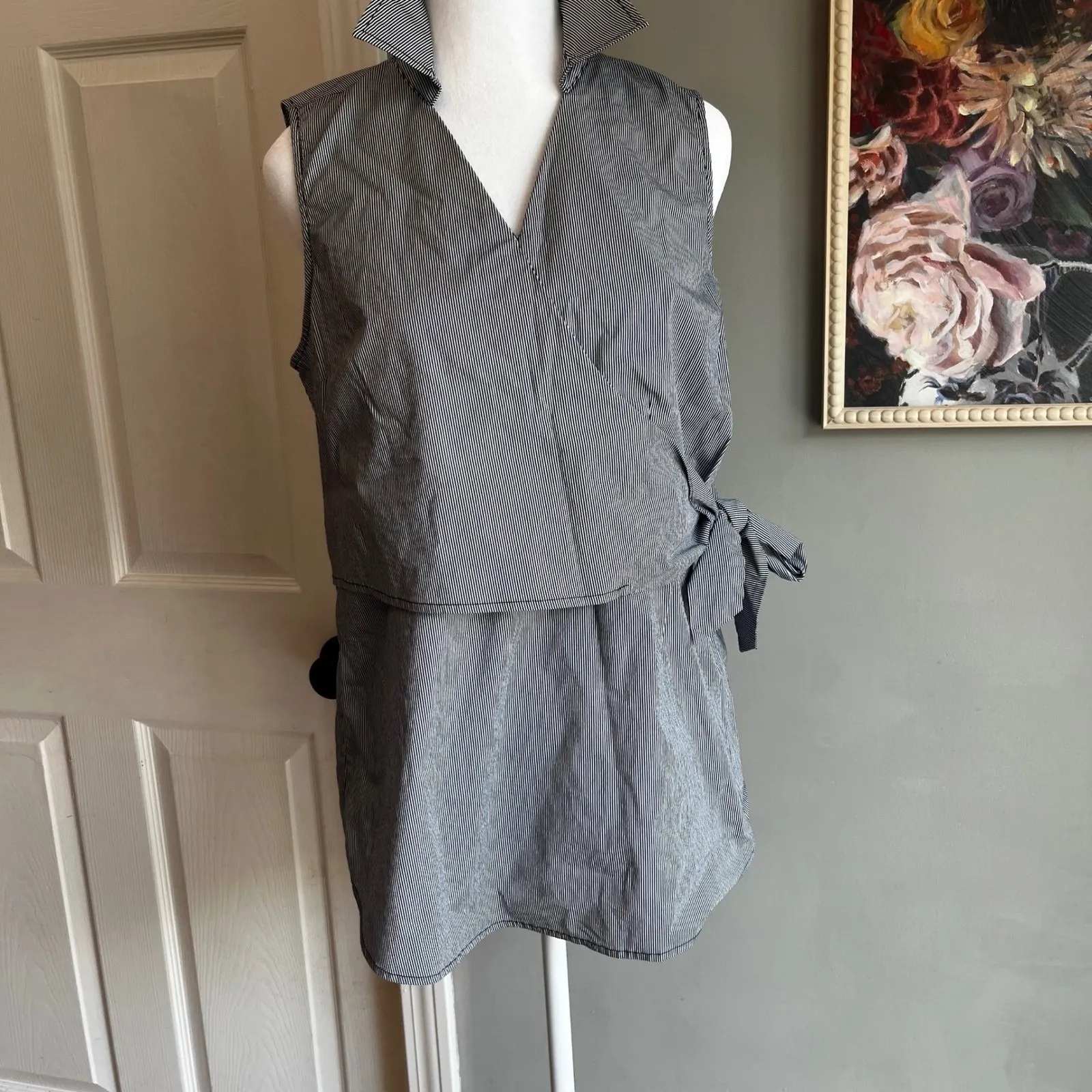 Coldwater Creek Sleeveless Striped Blouse Crossover Waist Collared 10 Classic - Image 2