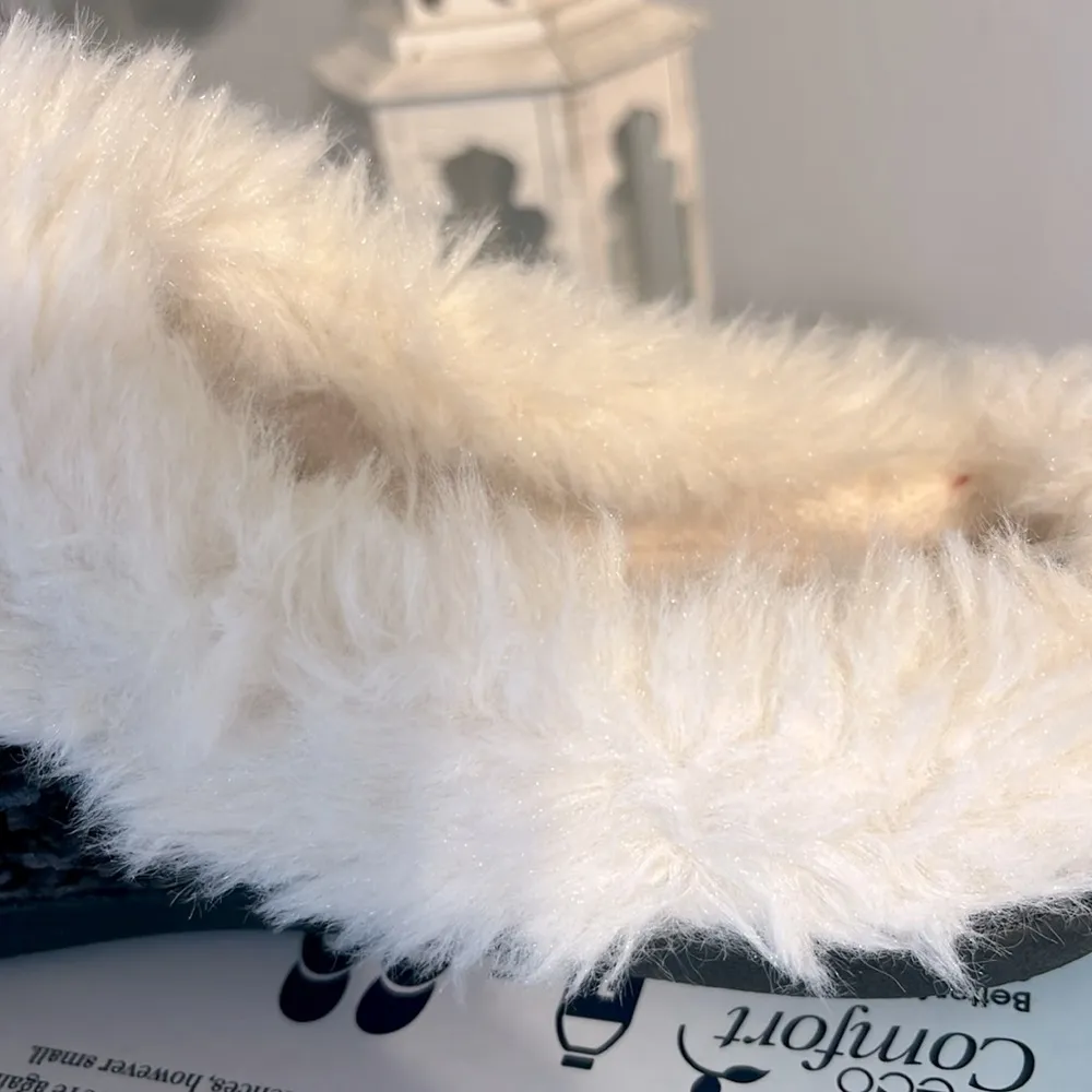 Comfy White Fleece Lined Slippers Black Memory Foam - Image 11