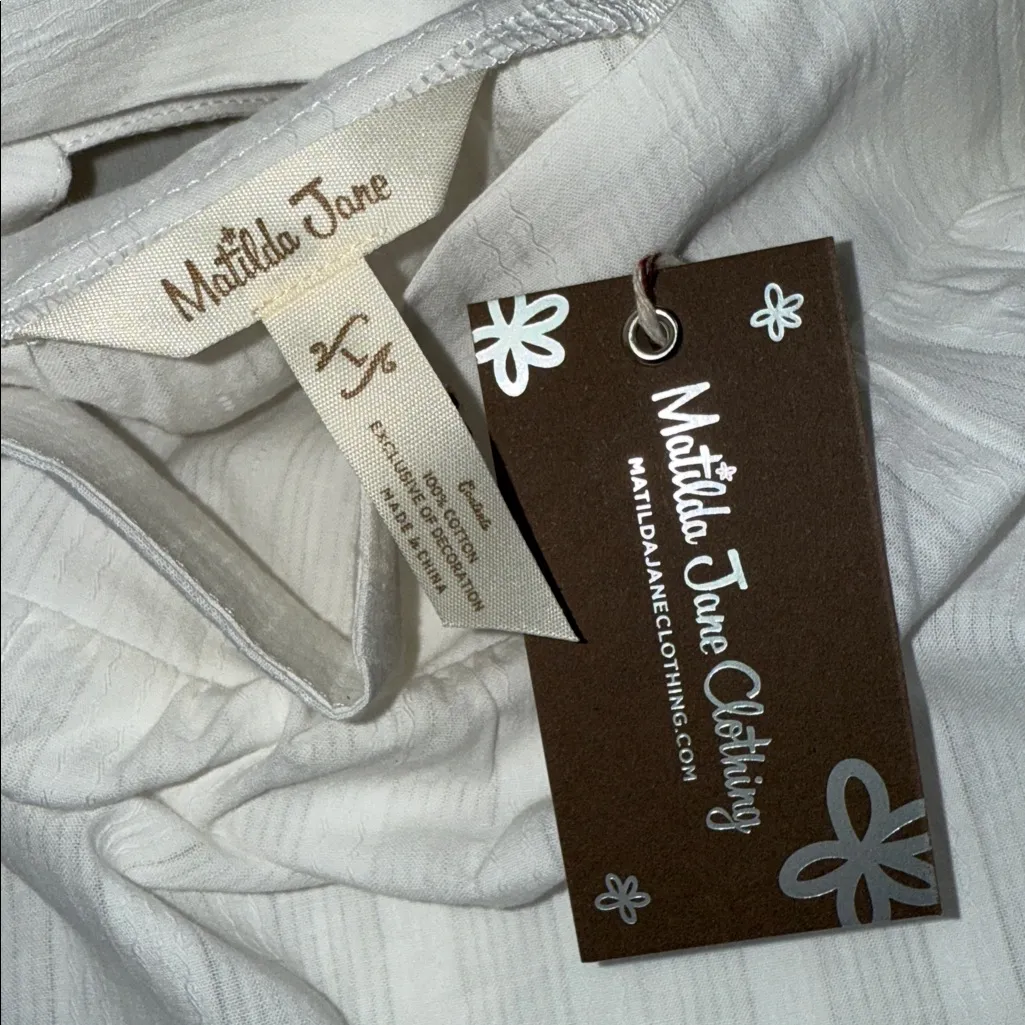 Matilda Jane Enchanted Garden Best-Dressed Embroidered Blouse large floral flaw - Image 9