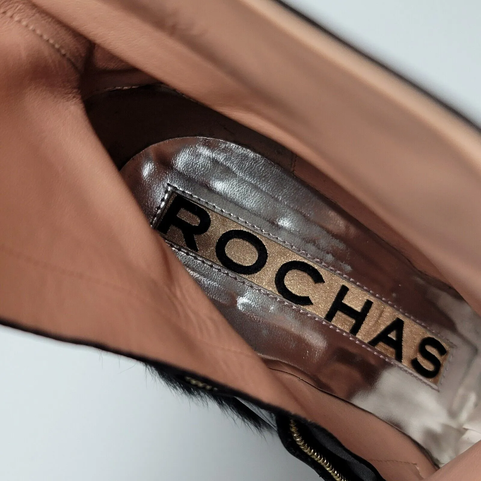 Rochas Ankle Bootie Black Leather Side Zipper Fur Heeled Almond Boots Size 40 - Image 8