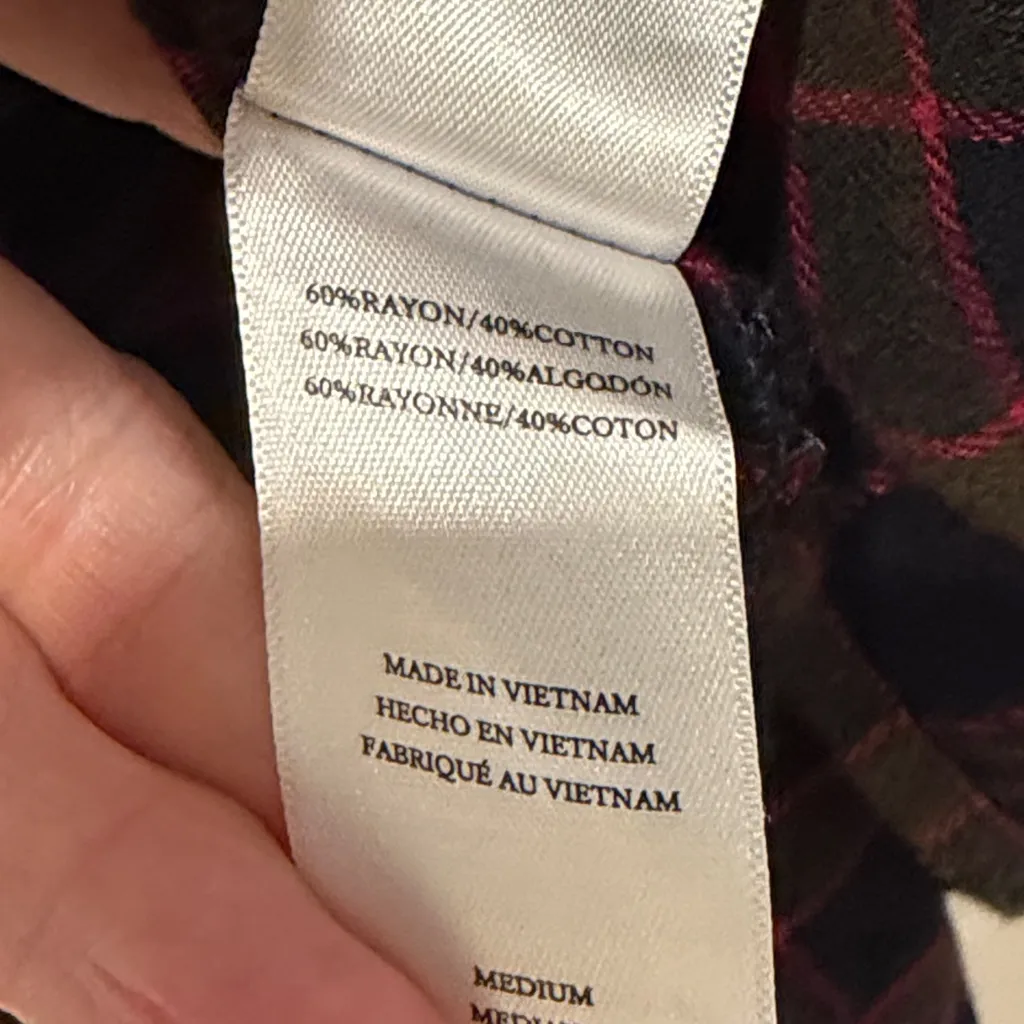 Rails Shirt Andi Navy Fuschia Plaid‎ Button Down Flannel Ruffle size medium - Image 9