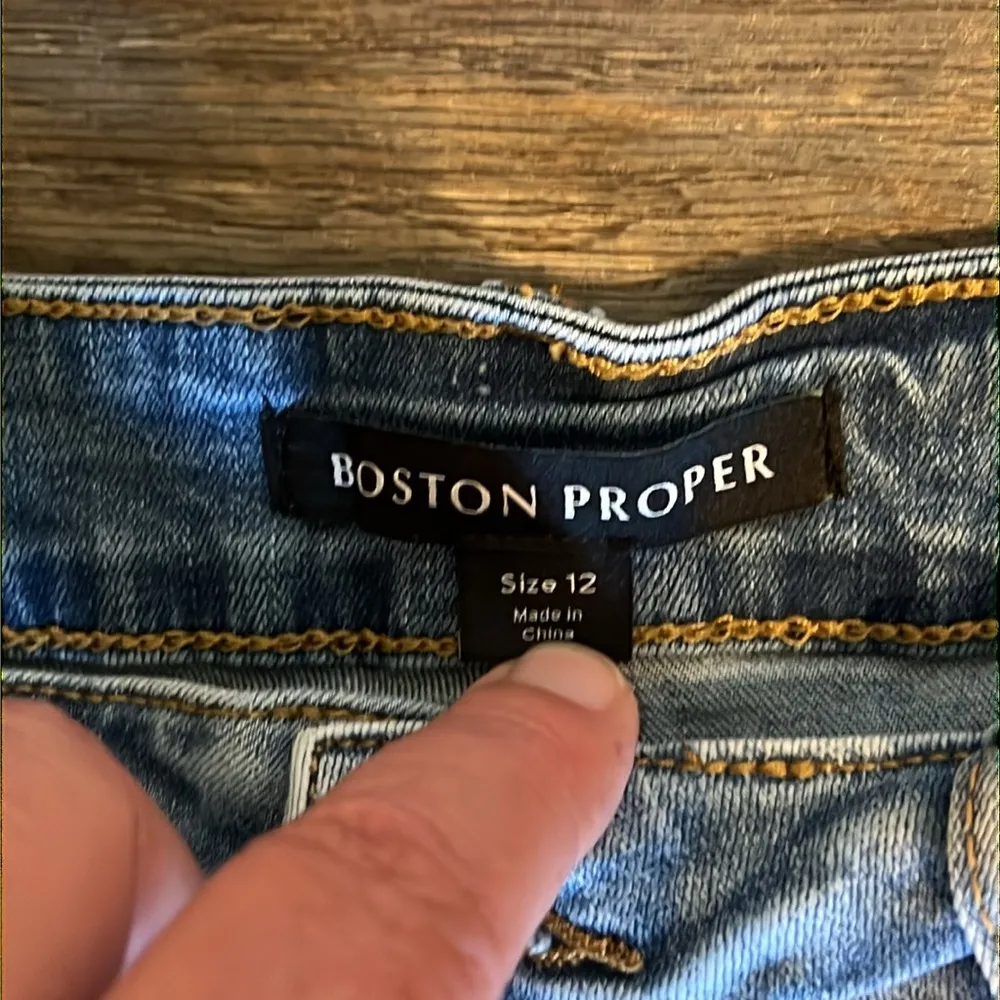 Boston Proper Mixed Pearl Ankle Cropped with Raw Hem 12 - Image 4