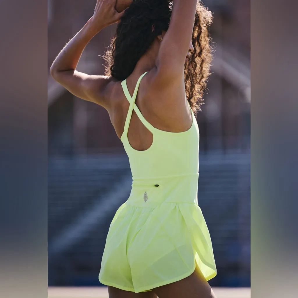 FP Movement Women's
Righteous Runsie sour citrus size xl NWT Yellow - Image 2