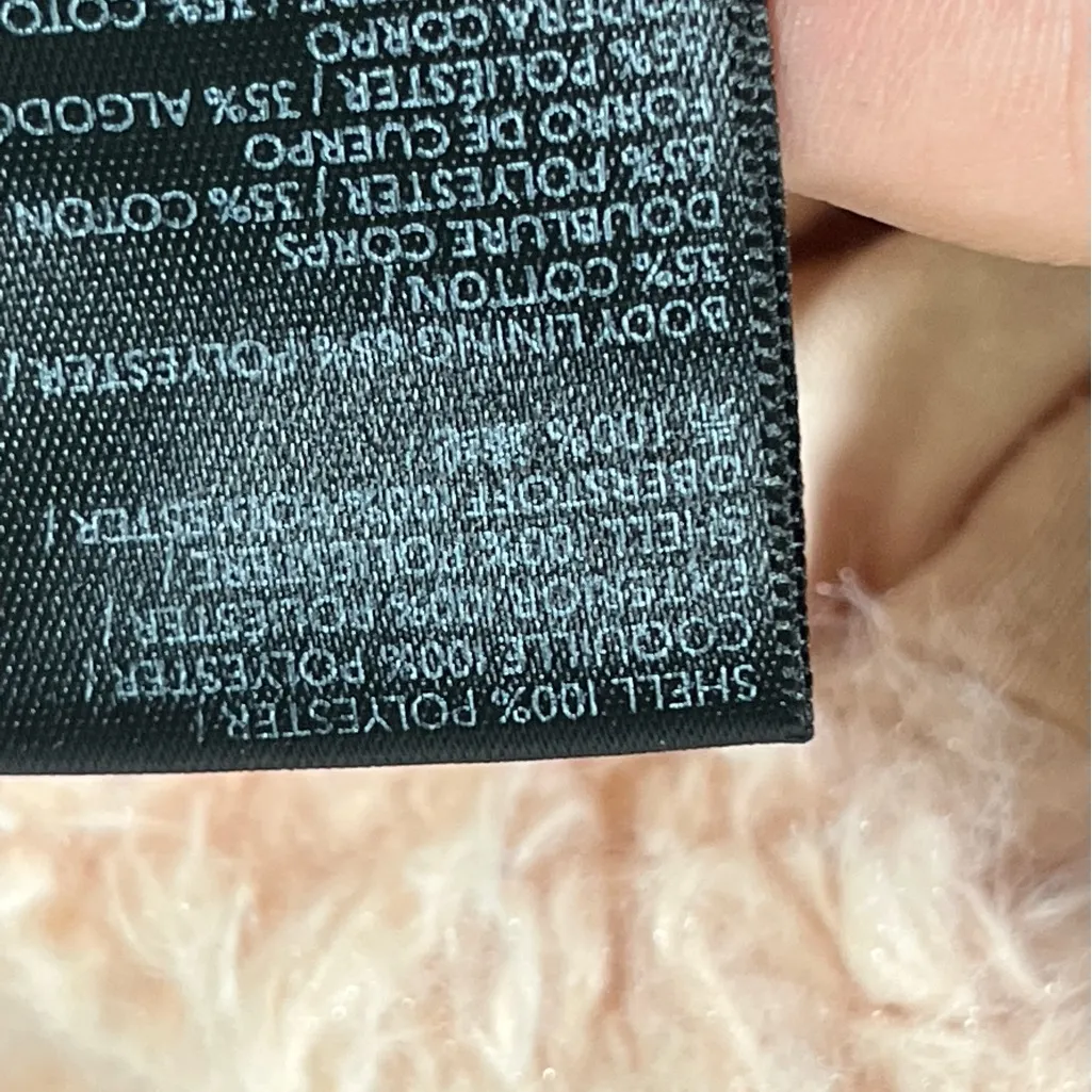 BDG URBAN OUTFITTERS TEDDY FAUX FUR CROP HOODIE JACKET M PINK‎ PREOWNED - Image 6