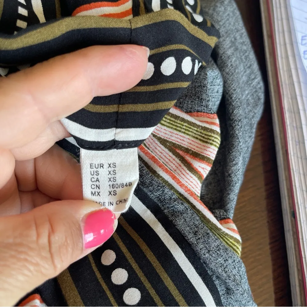 Elegant Striped Women's kimono Black Size XS - Image 5