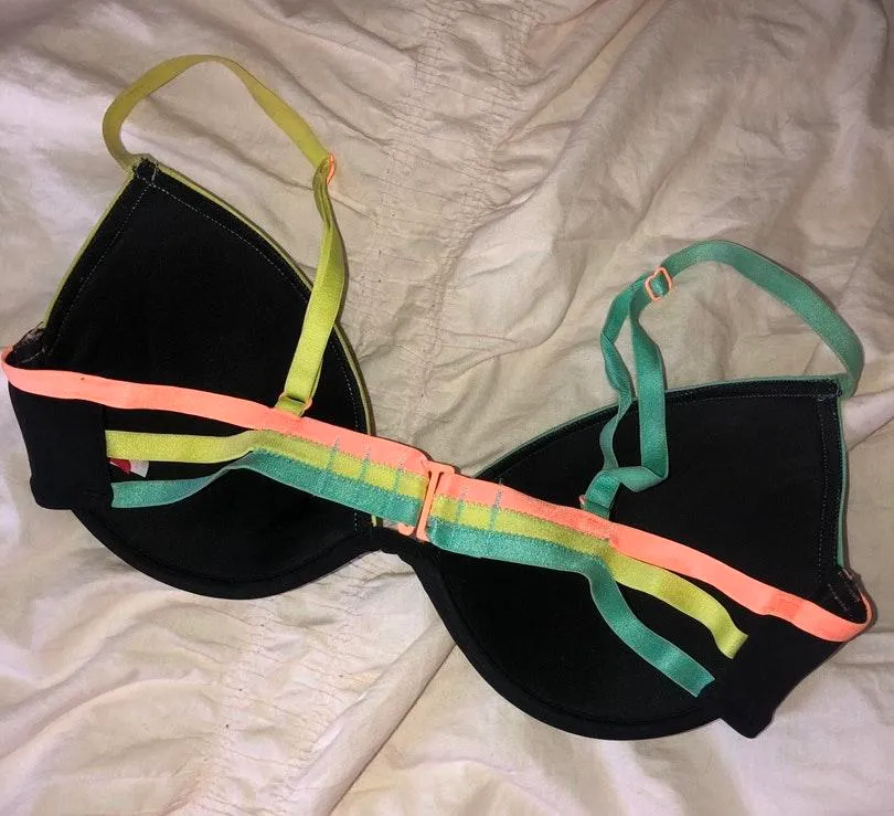 Victoria's Secret Bikini Top 34D - Image 3