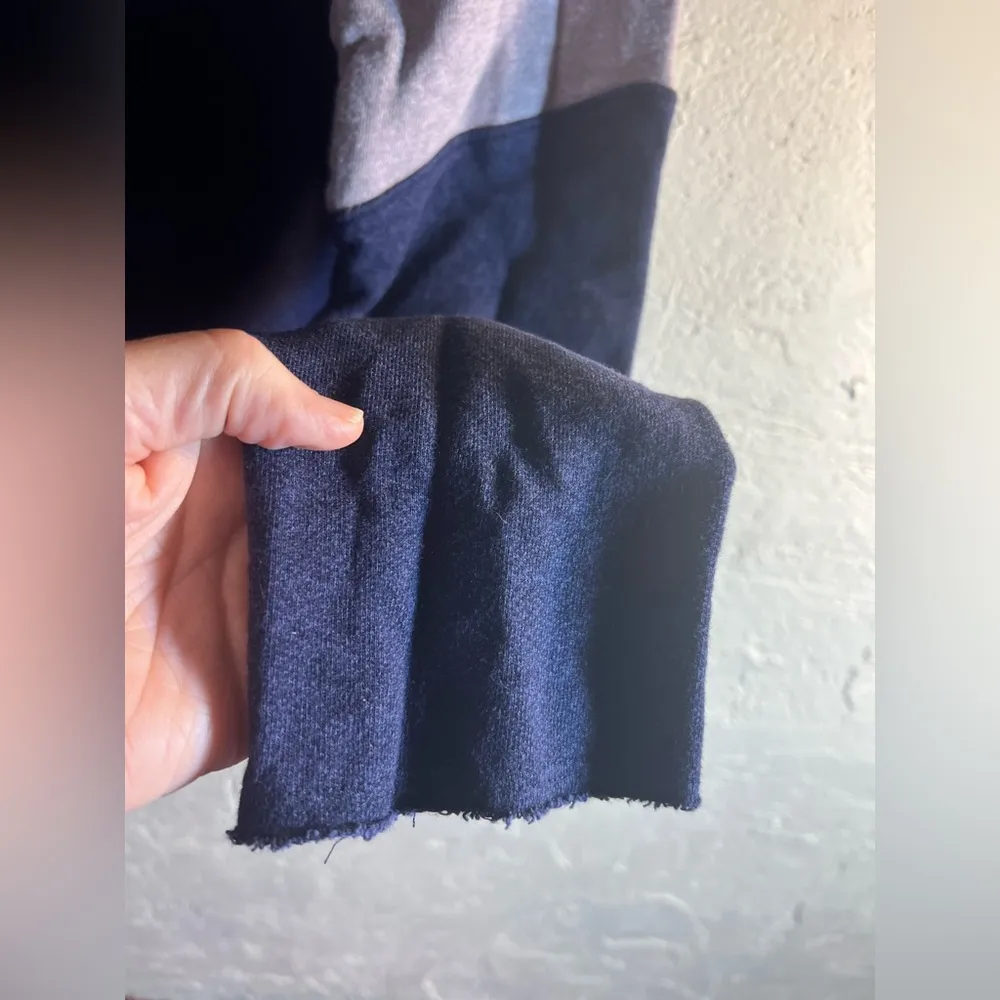 SoulCycle Los Angeles Navy Sweatshirt Blue Size undefined - Image 2