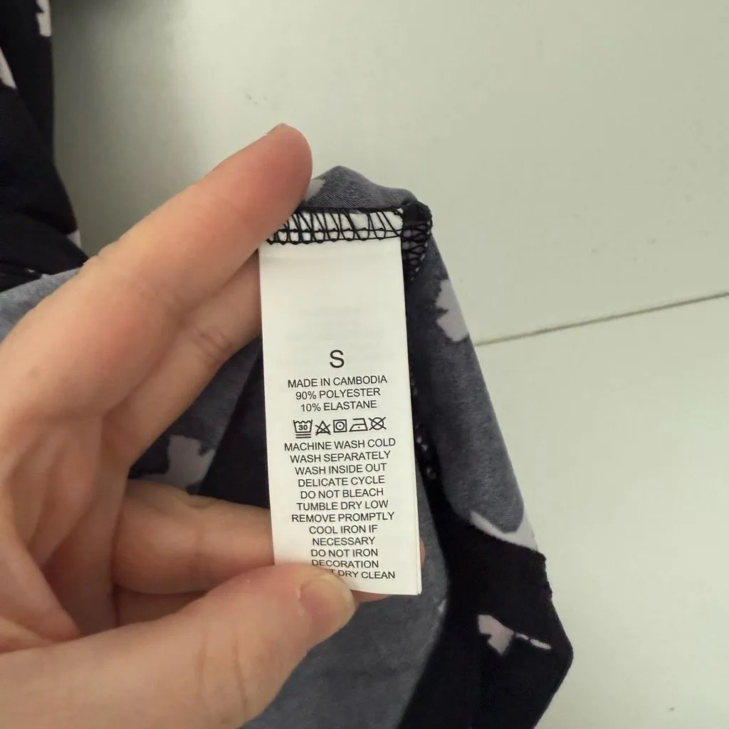 Kate Spade Women’s 8 Black Bow Pajama Top - Image 3