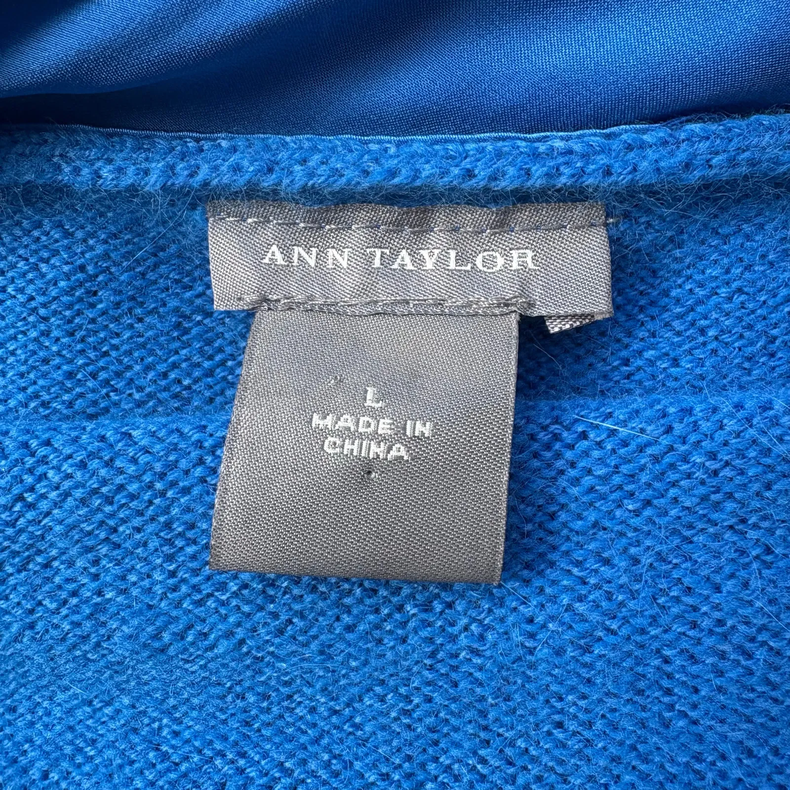 Ann Taylor Babydoll Sweater Sz L Royal Blue V Neck Merino Wool Rabbit Hair - Image 9