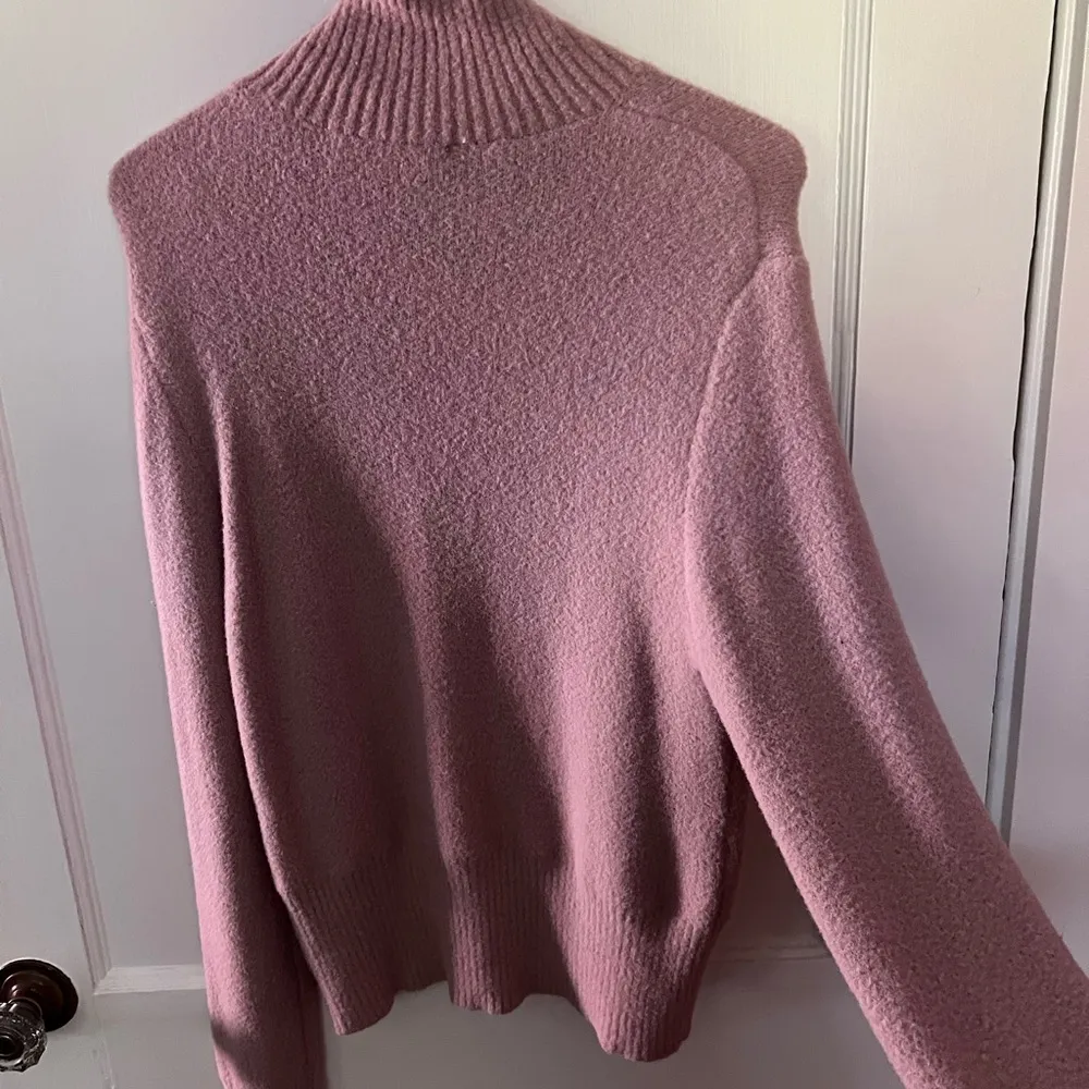 Brand is Zara, size M, color a medium soft pink - Image 2