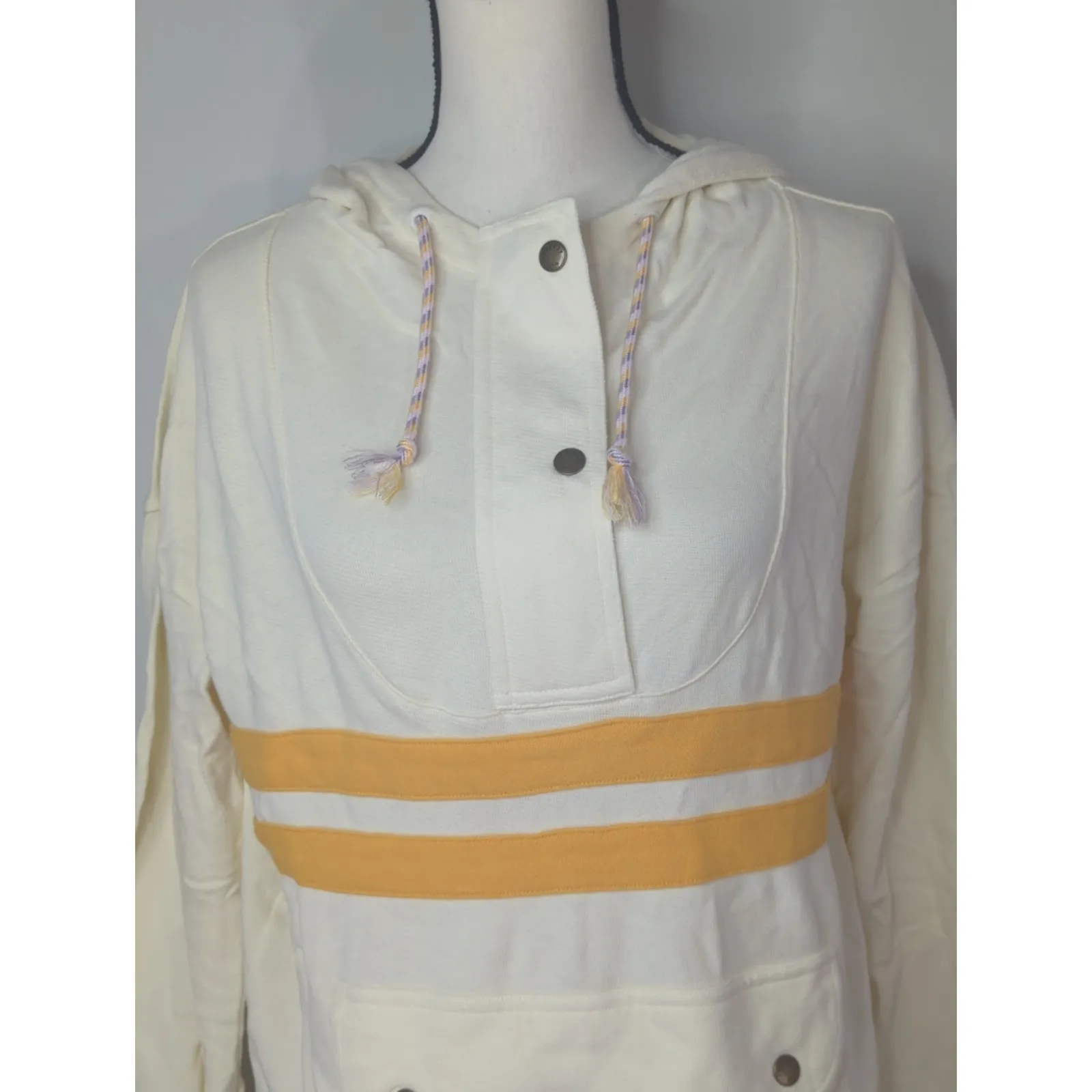 Faherty‎ Women's Daybreak Hoodie in Morning Rays SMALL NWOT Orange - Image 3