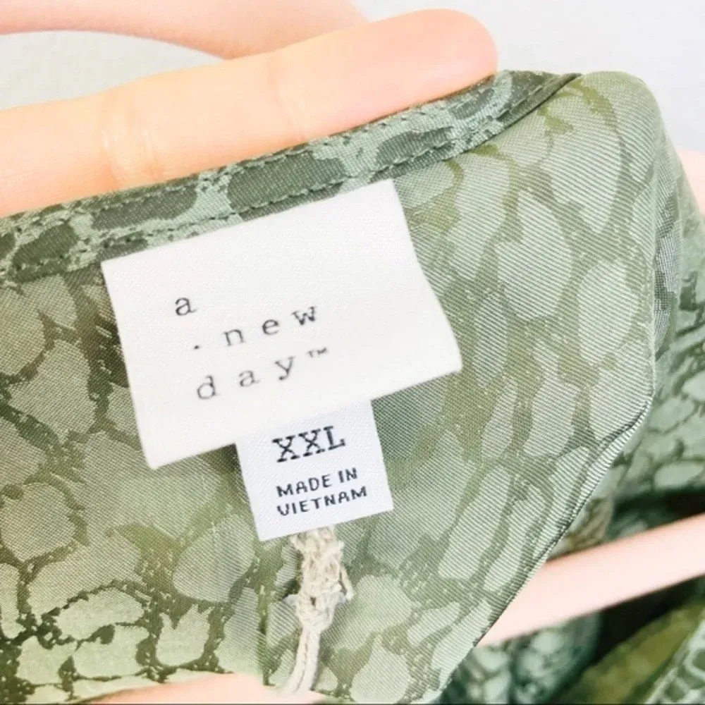 A NEW DAY Olive Green Leopard Print Blouse‎ PLUS SIZE XXL - Image 7