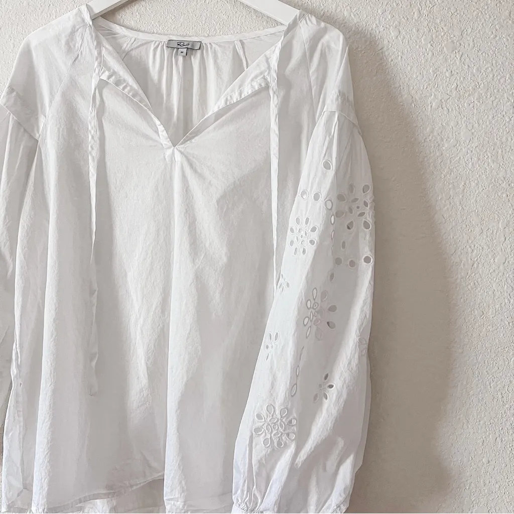 RAILS 
Dari Embroidered-Sleeve Blouse Beach White Eyelet - Image 3