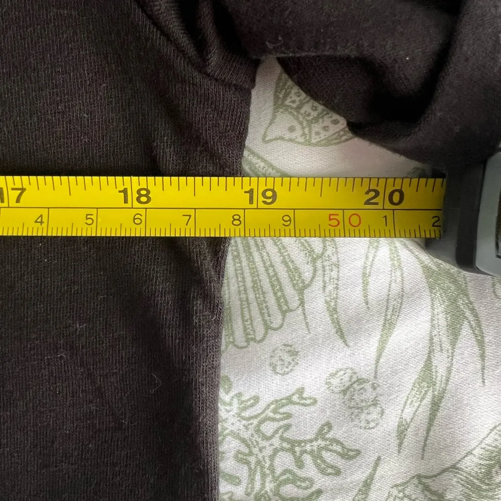 GB Rock Graphic Tee - Size M - NWT - Image 11