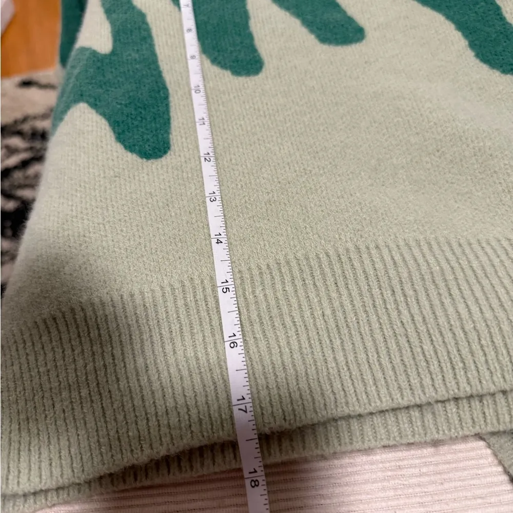 Blue Blush Green Crew Neck Cropped Sweater - Image 6