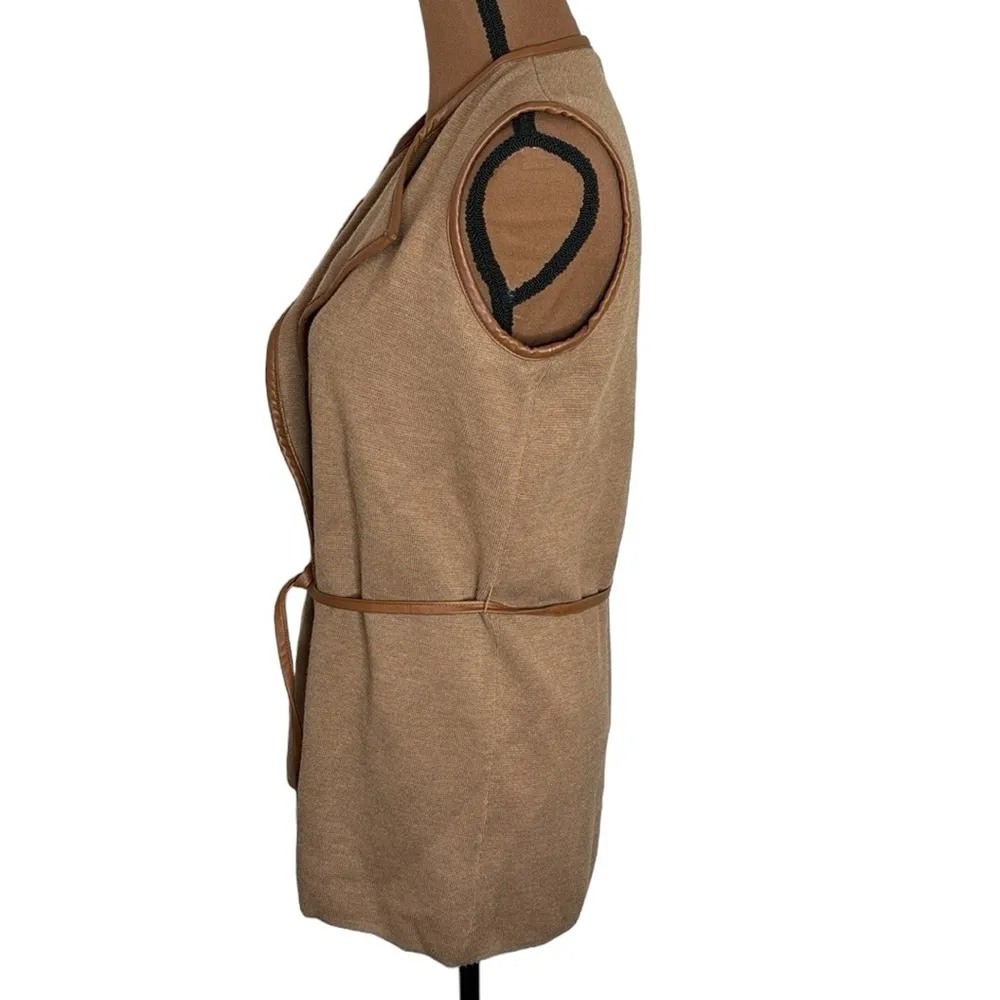 J.McLaughlin tan leather tipped Italian extra fine merino wool sweater vest XS - Image 4