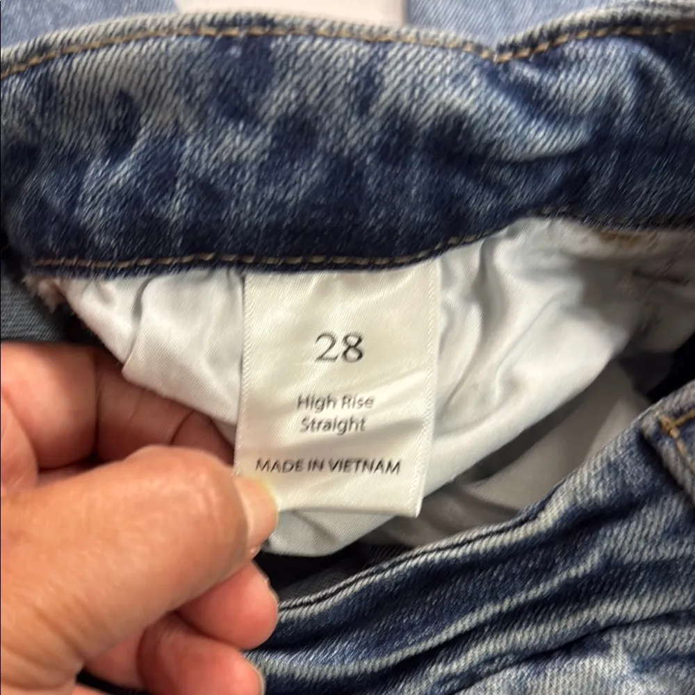 Willow + Root Blue Cropped Ankle Jeans with Distressed Hem - Image 7